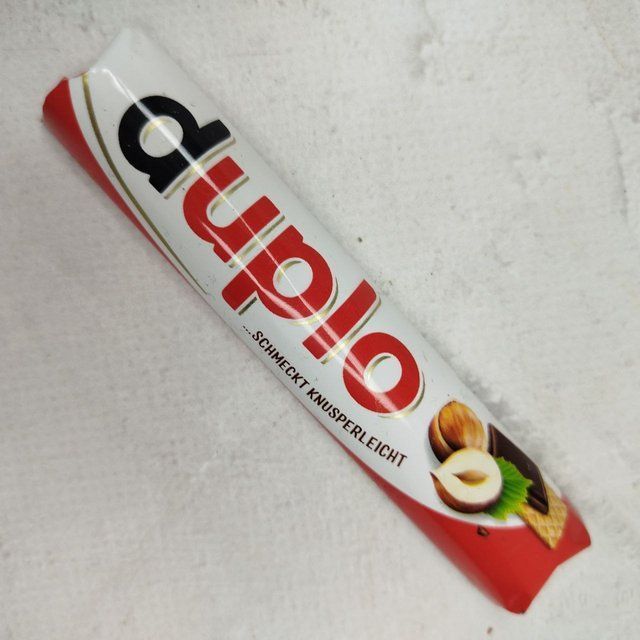Шоколадний батончик Duplo Hazelnut 19 г