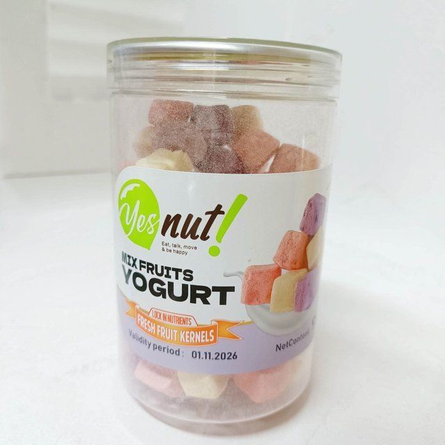 Йогурт сублімований YesNut! шматочками 95 г (банка)