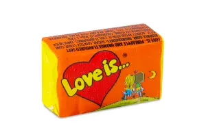 Жувальна гумка Love is апельсин-ананас 1 шт